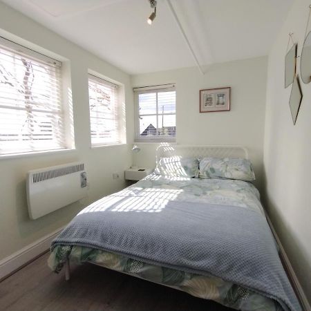 The Annexe Apartman Hawkedon Kültér fotó