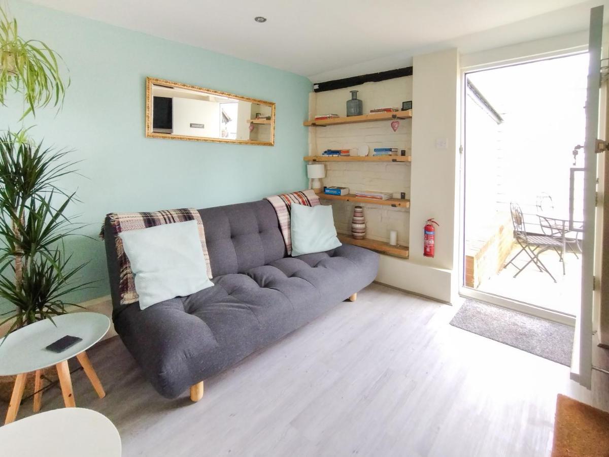 The Annexe Apartman Hawkedon Kültér fotó