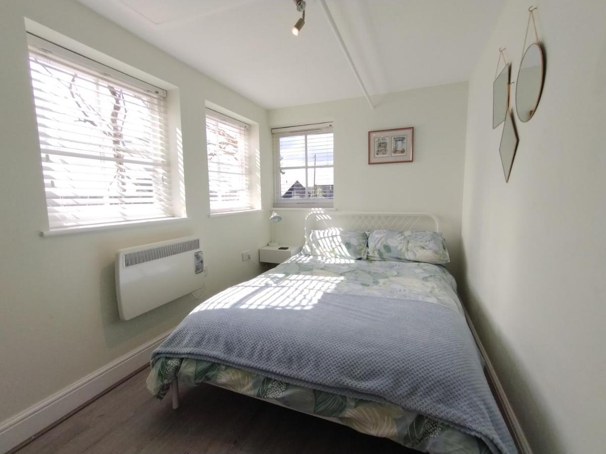The Annexe Apartman Hawkedon Kültér fotó